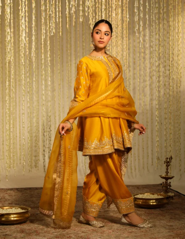 Glaze Mustard Short Anarkali Dupatta
